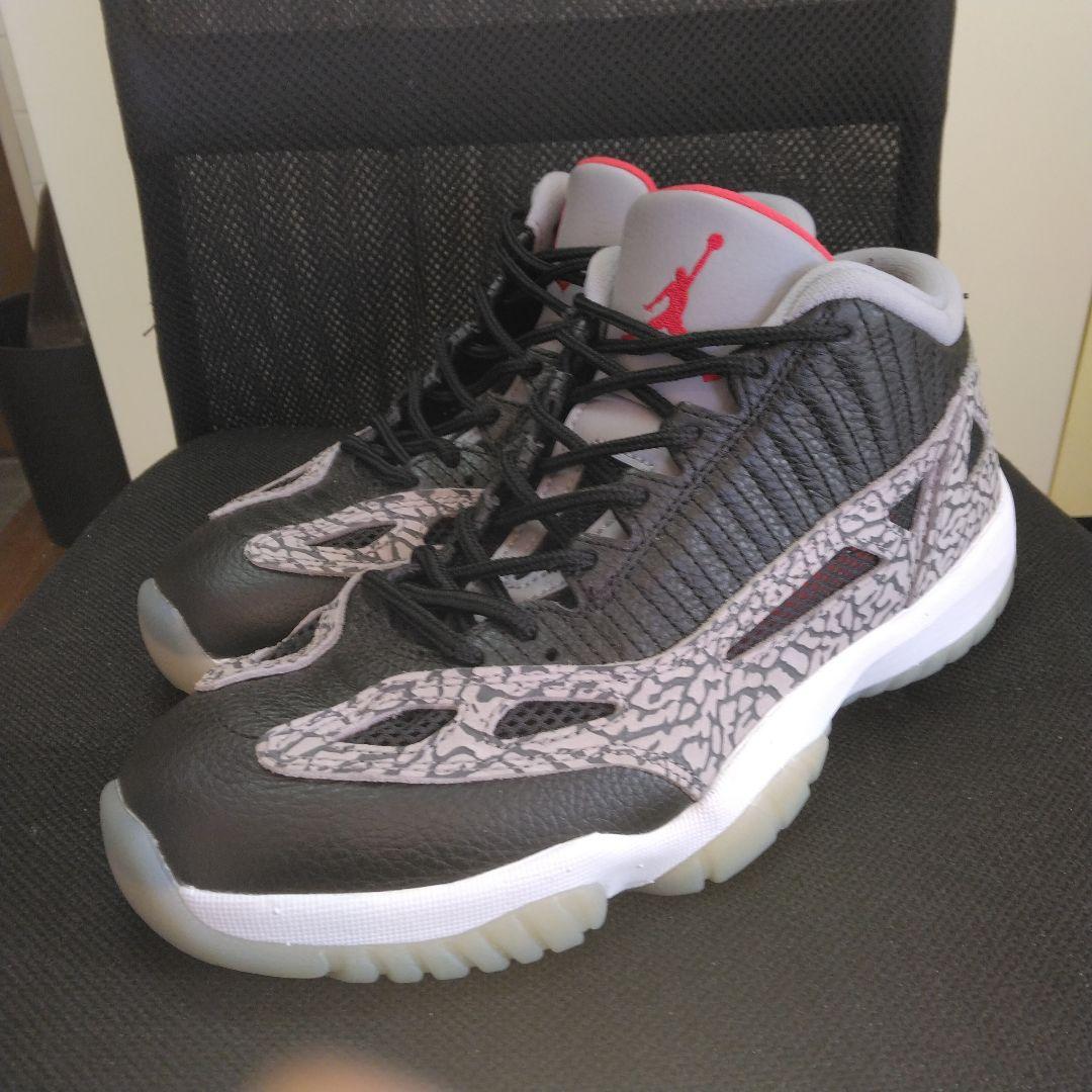 最終価格 美品 AIR JORDAN 11 RETRO LOW IE 26.5