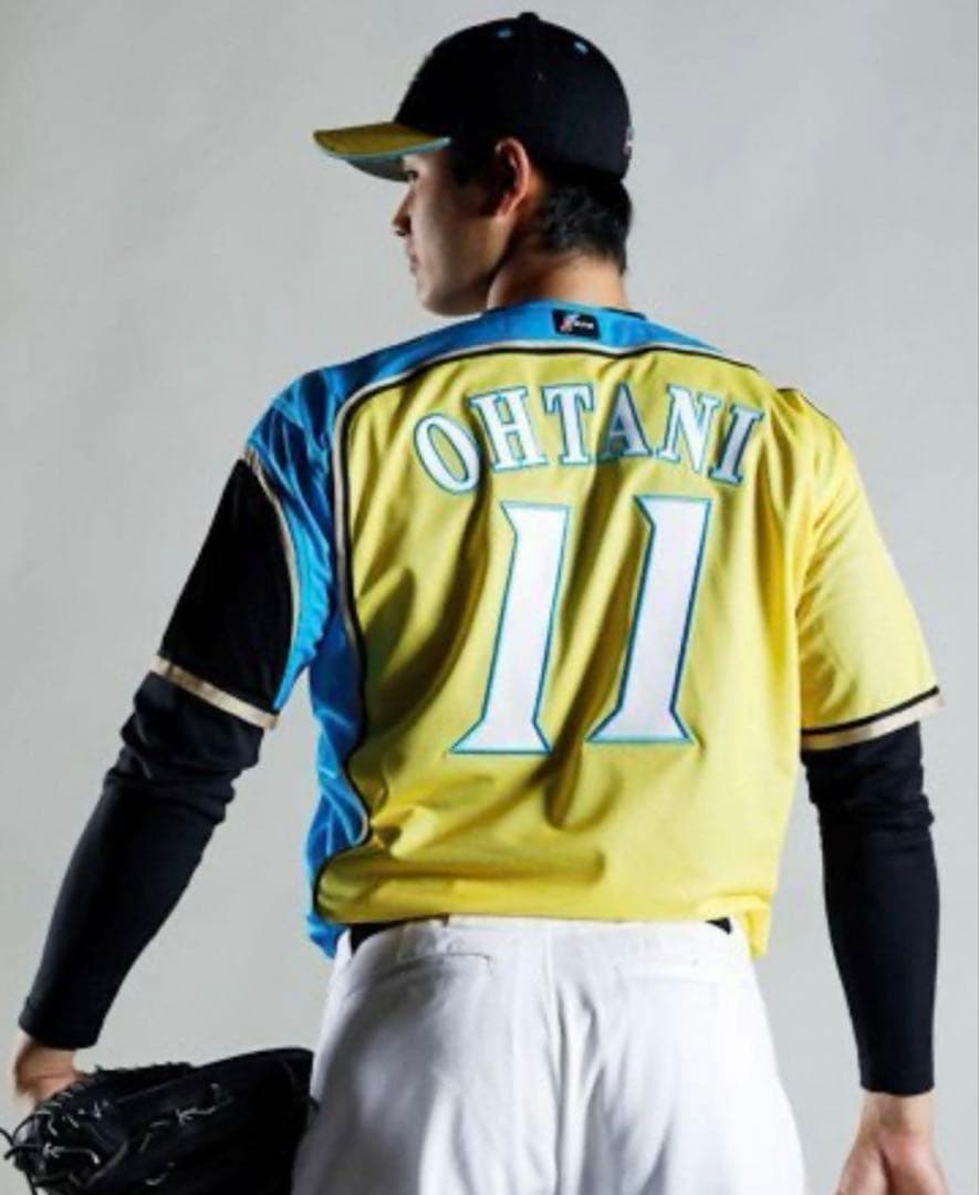 北海道日本ハムファイターズ　大谷翔平選手ユニフォーム　Lサイズ　ハッピーイエロー