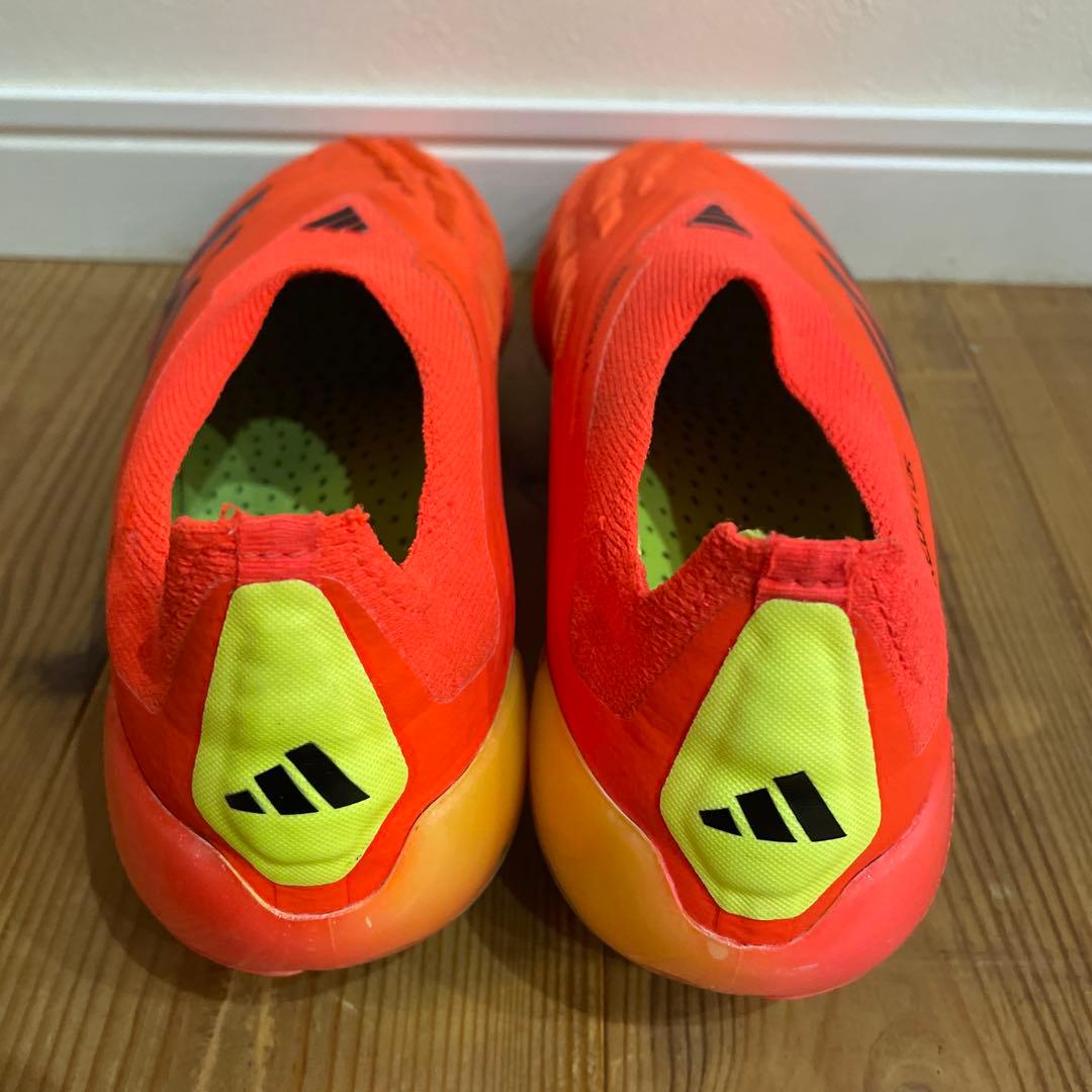 アディダス　プレデター　レースレス　26cm