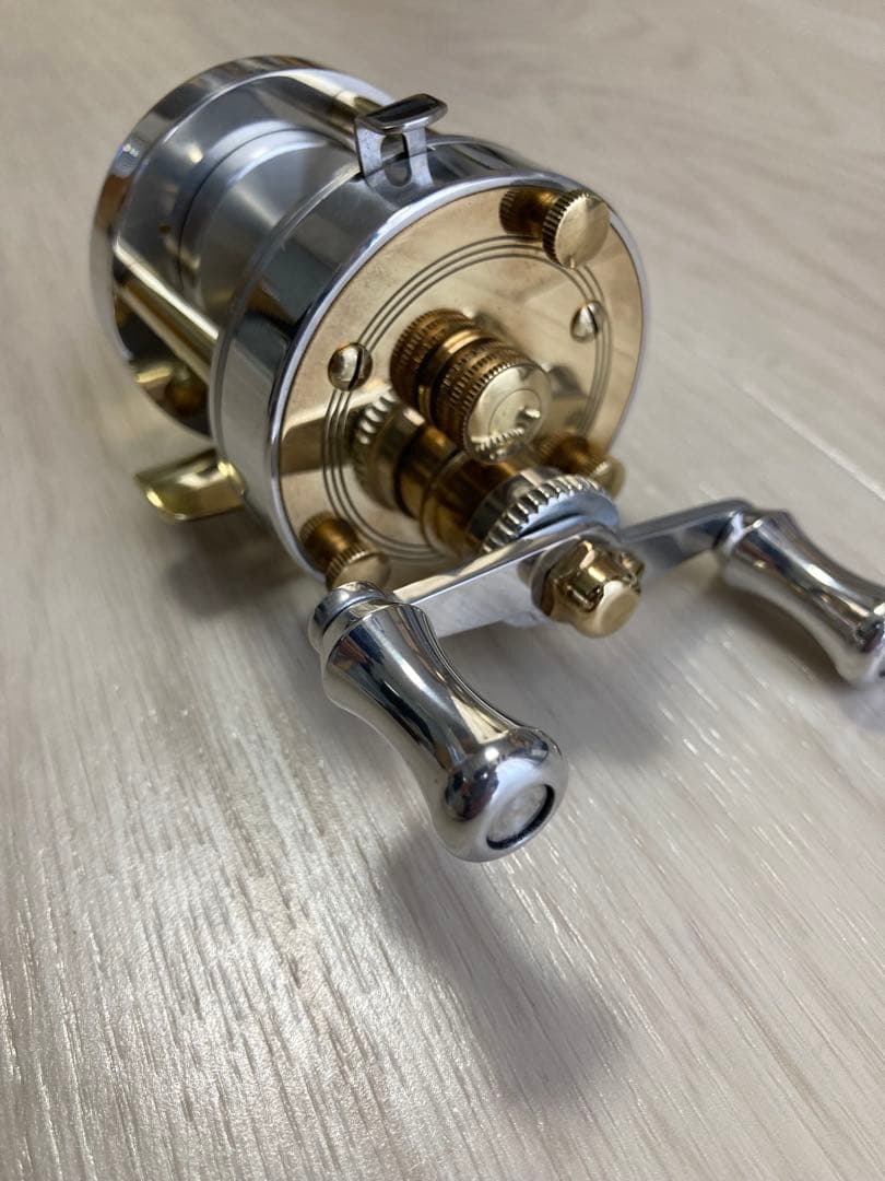 ブライトリバー　リール FS-46A Brightliver