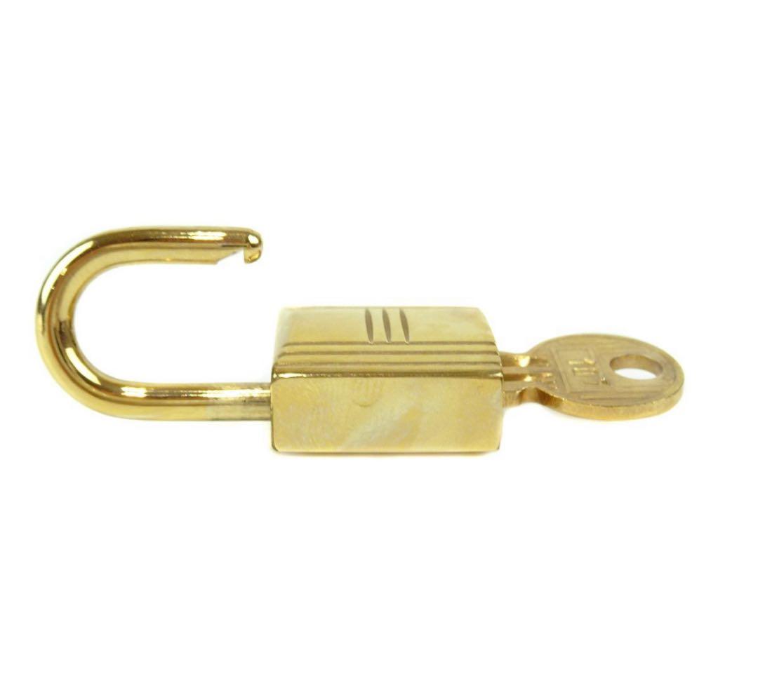 R2209 エルメス カデナ キー セット 南京錠