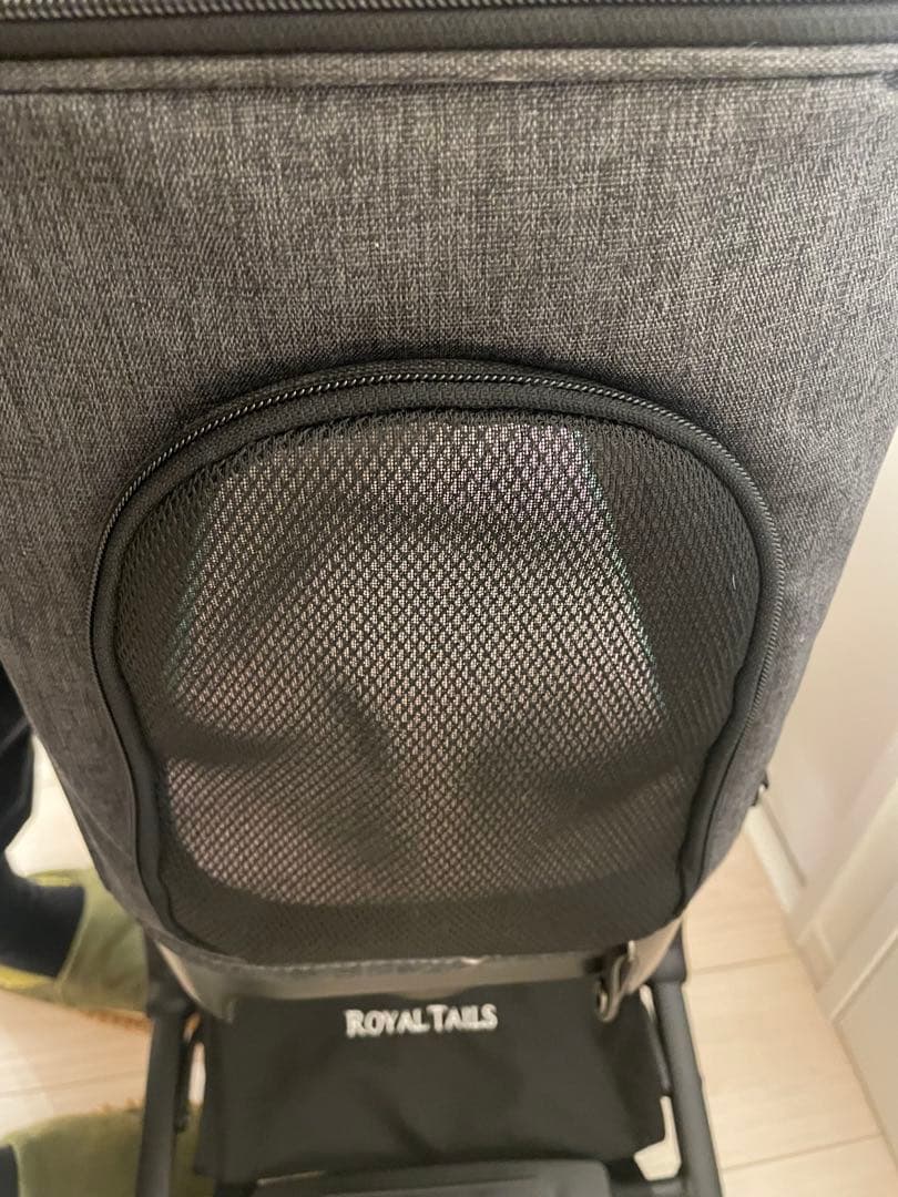 ロイヤルテールズアリス　ペットカート　新型　ハンドルカバー一体