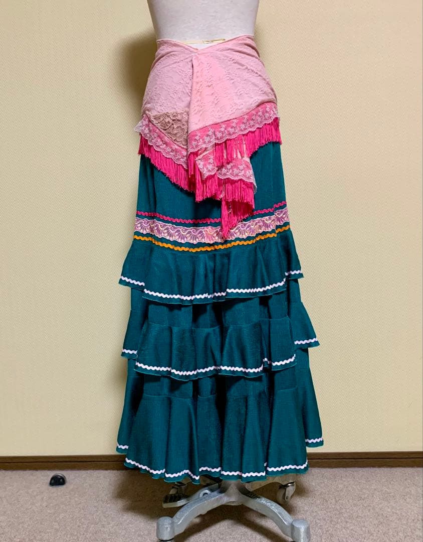 フラメンコ衣装　上下、シージョ付き3点セット