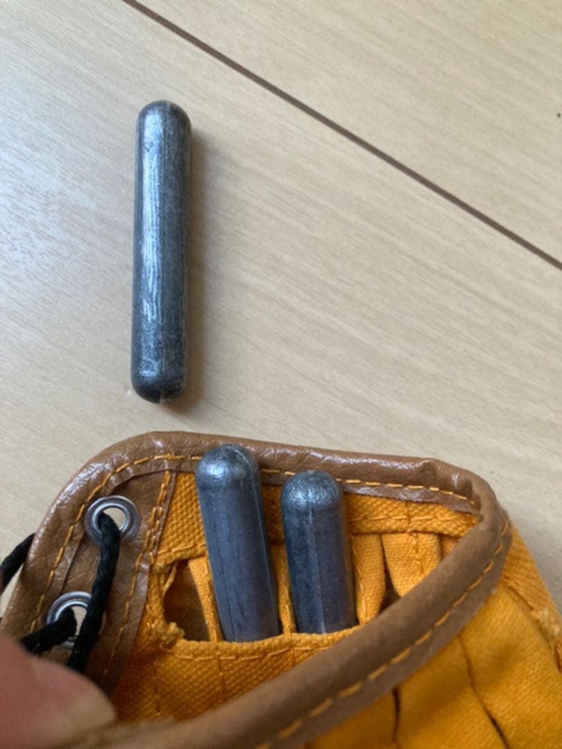 アンクルウェイト　鉄棒10本内蔵　重さ1.18kg