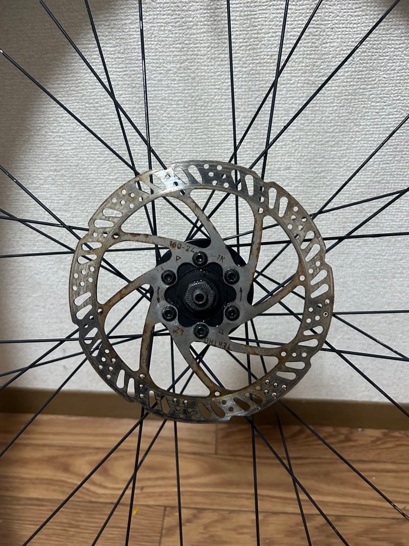 BONTRAGER KOVEE TLR 完組ホイール　DEORE スプロケ付き
