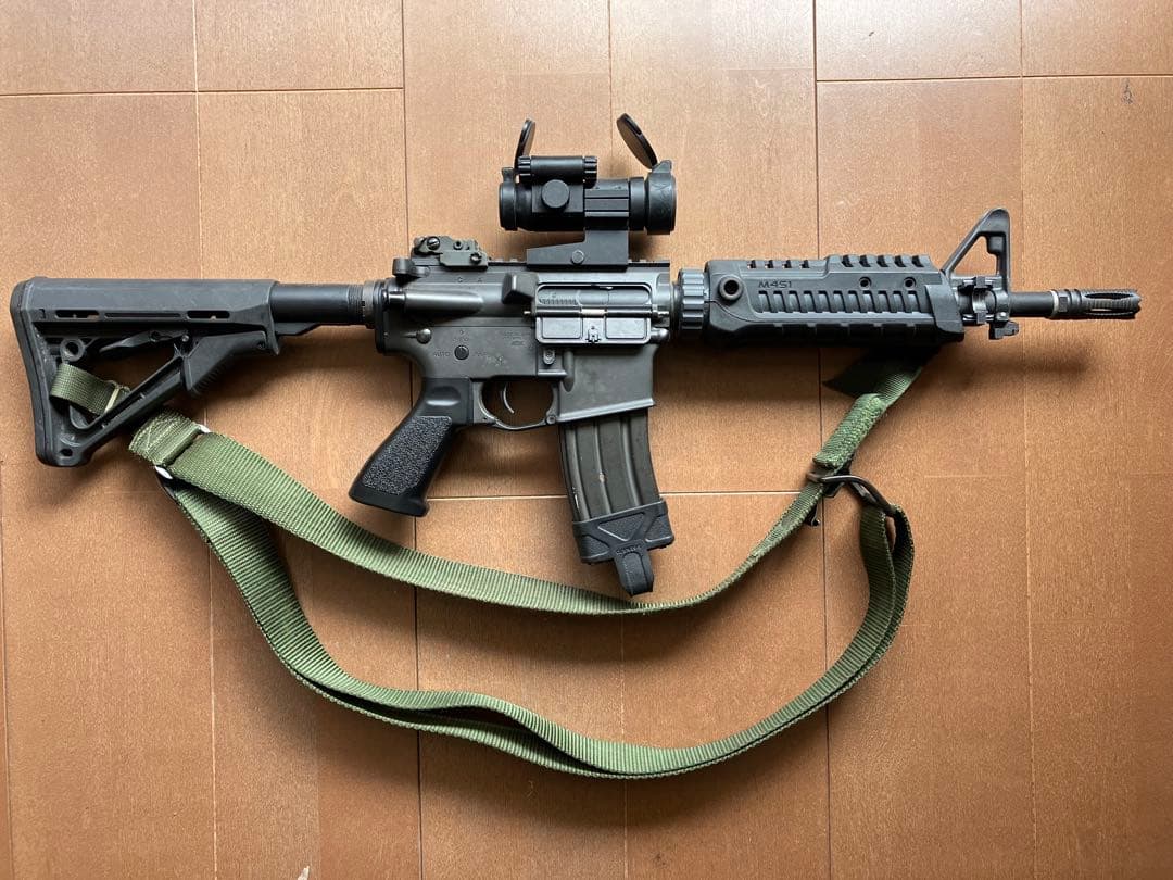 東京マルイ　ハイサイクルスタンダード電動ガン　M4-CRW カスタム