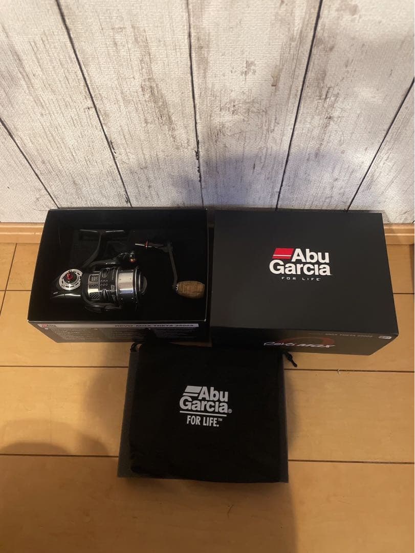 リール REVO MGX THETA 2500S