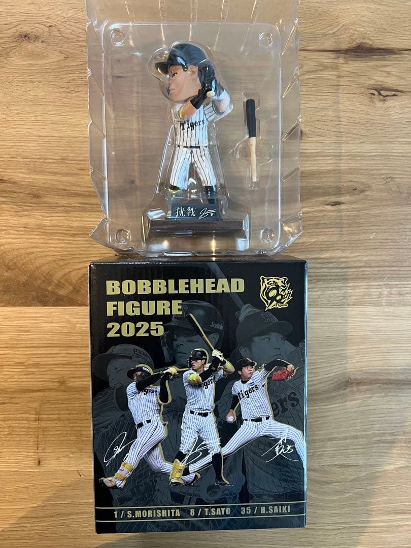 【阪神優勝】ボブルヘッドフィギュア Tigers #8 佐藤輝明