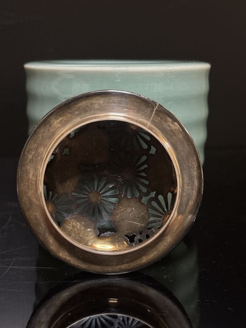超絶技巧 金工師 在銘 純銀 火屋付 嘉光 造 青磁 輪線筒型 香炉 桐共箱付