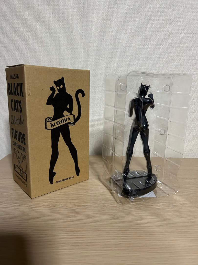 CREAM SODA★BLACK CATS★立ち猫フィギュア★新品★ブラック