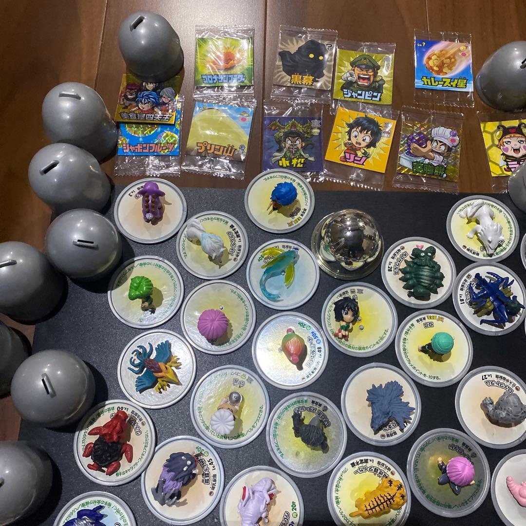 トリコ　キャラクターフィギュアとLEDパネルセット