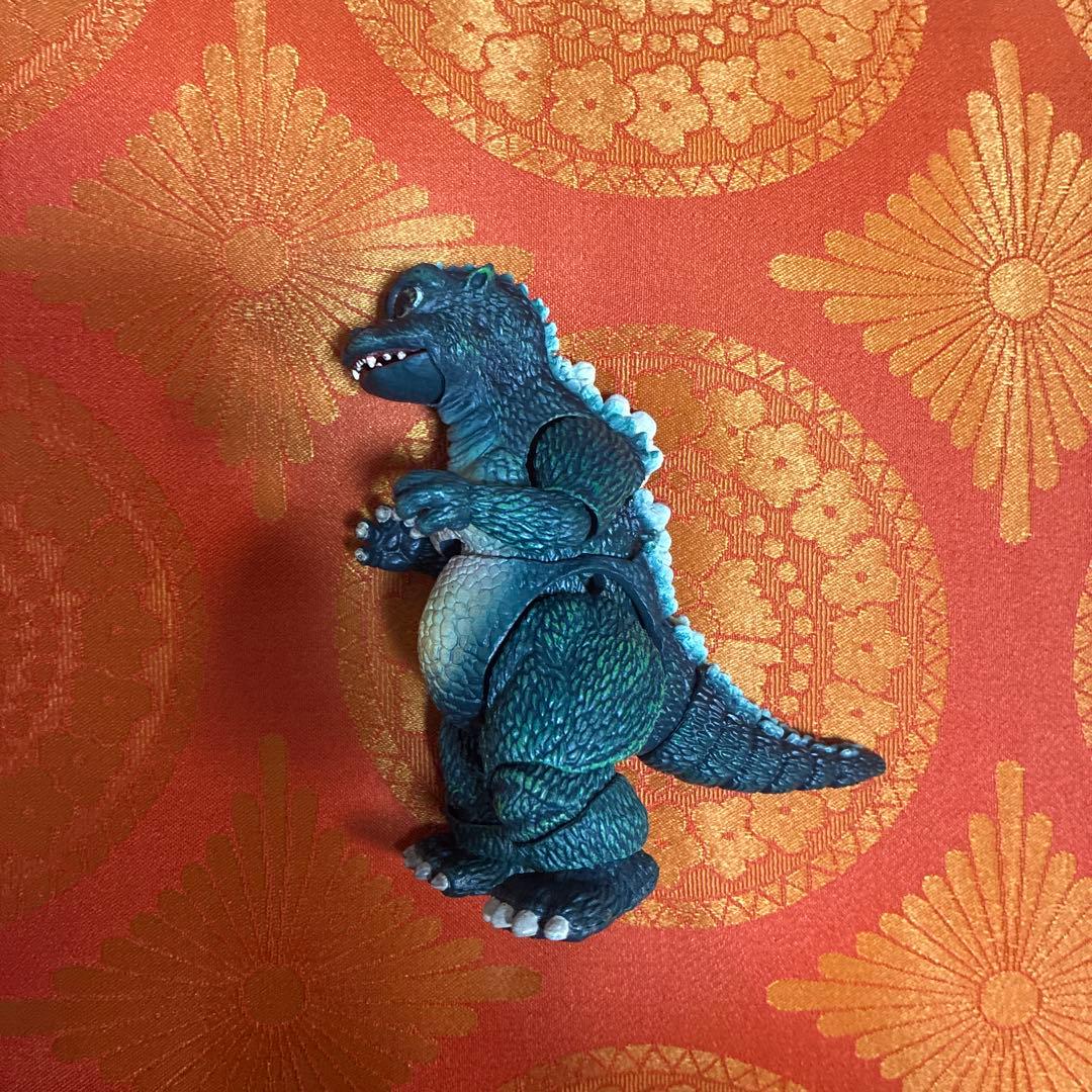 ゴジラ　S.H.Monsterarts リトルゴジラ