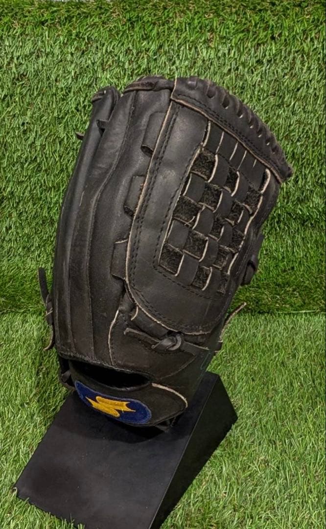 新品未使用　野球グラブ　グローブ　一般軟式大人用　内野手用　エスエスケー　SSK