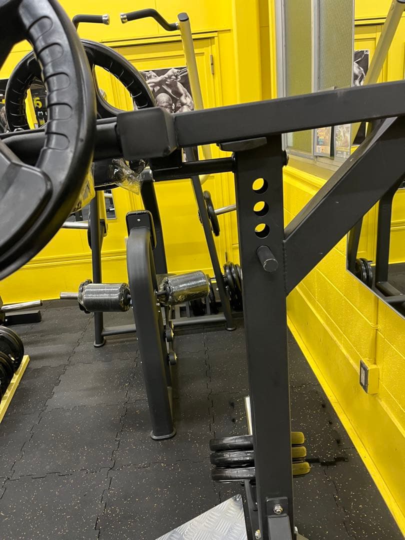 レバレッジスクワット ＆ カーフ ストレングスマシン トレーニング