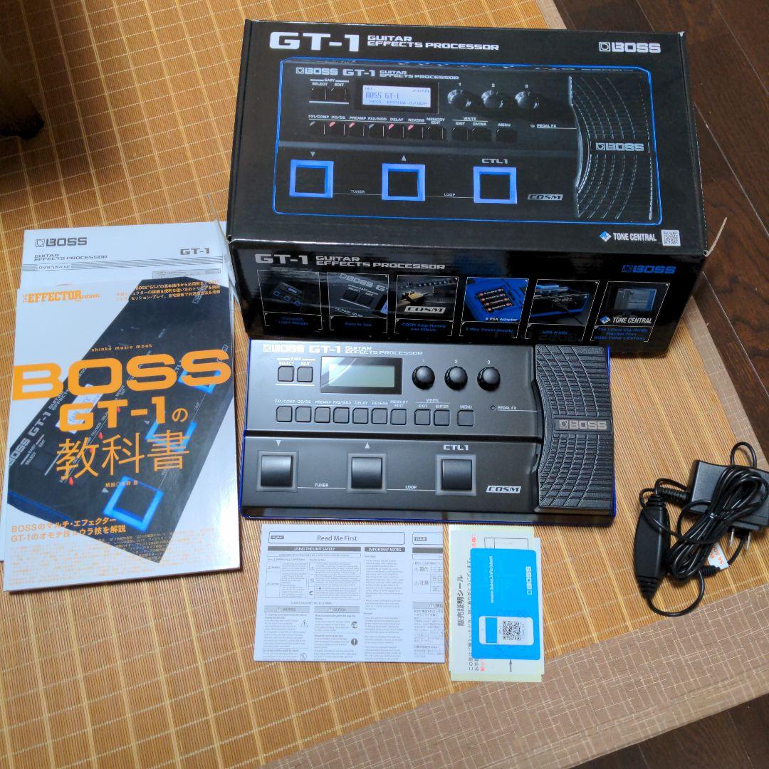 BOSS GT-1 ギターエフェクター　教本、純正アダプター付き