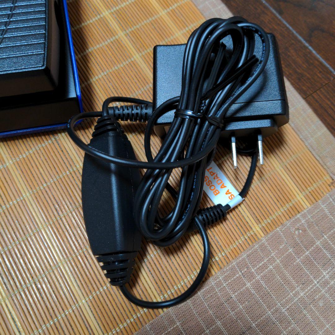 BOSS GT-1 ギターエフェクター　教本、純正アダプター付き