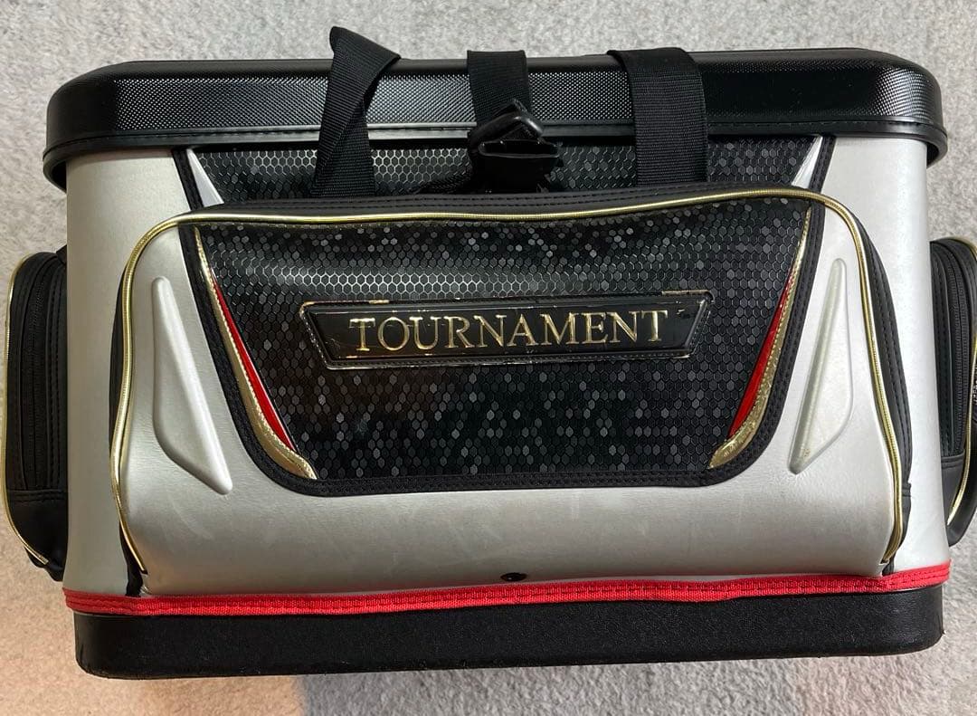 ダイワト ーナメント クールバッグ 38シルバー