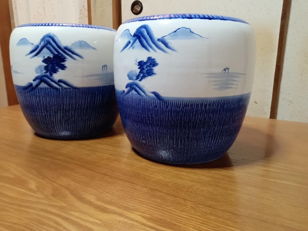火鉢　大　２個セット　手あぶり火鉢　伊万里　有田　瀬戸　植木鉢　メダカ鉢　骨董