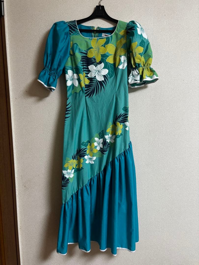 フラダンス 衣装 セット ワンピース6点＋レイ＋帽子 ハワイアン ドレスセット