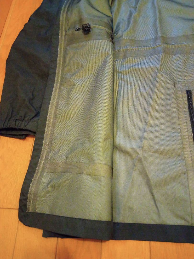 ルースイソンブラ　LTT　トップチーム　高機能ジャケット　メンズМ　黒　美品