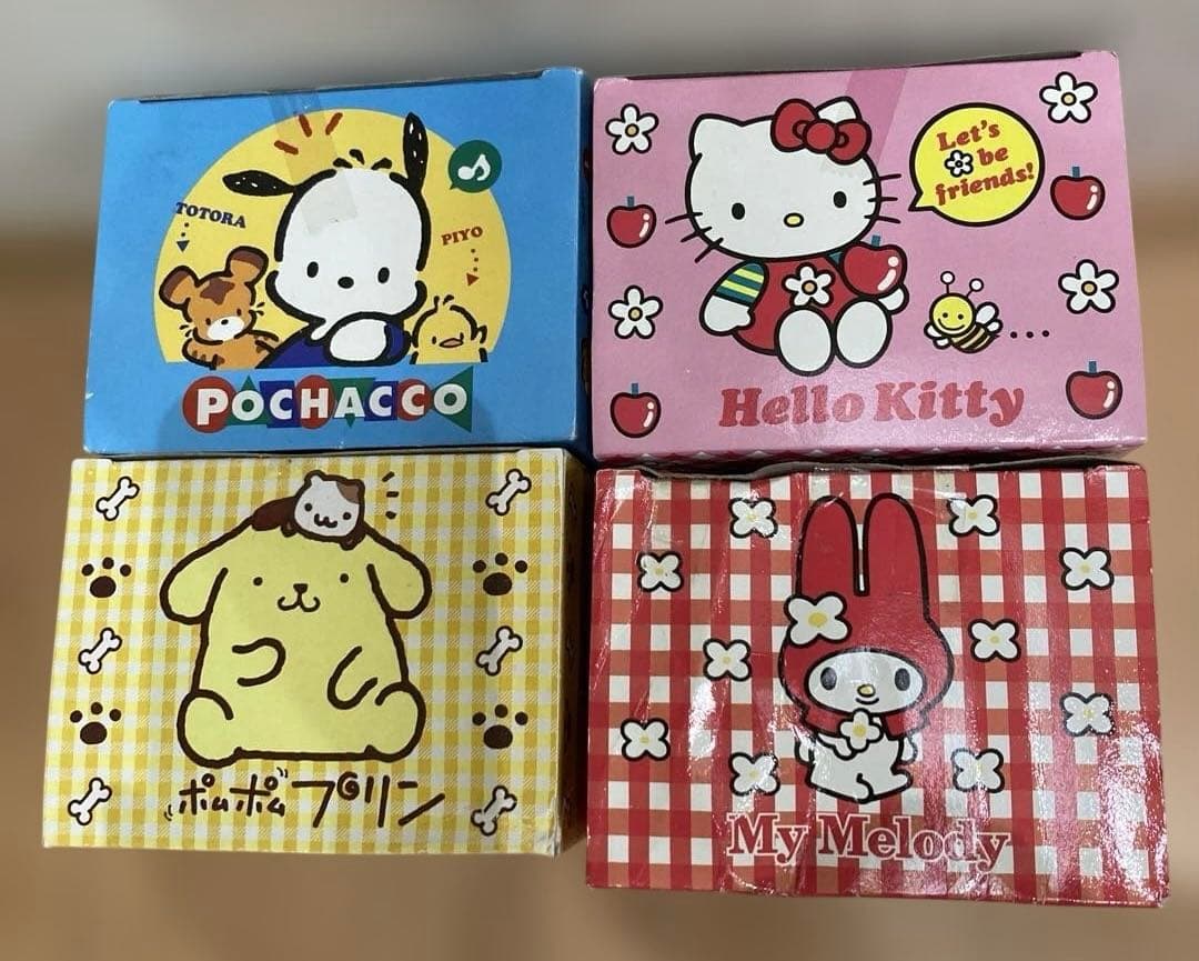 レトロ！　サンリオ　キャラクターグッズ