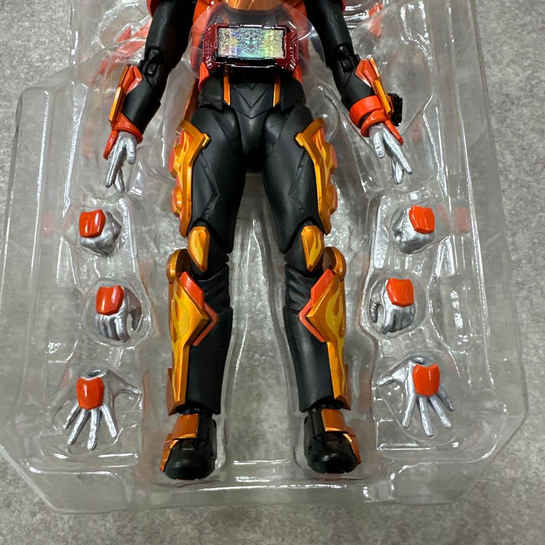 S.H.Figuarts 仮面ライダーガッチャードデイブレイク フィギュアーツ