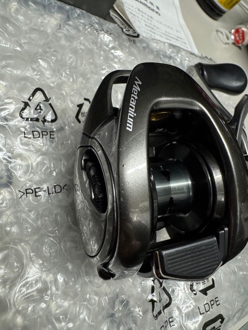 【シマノ】20メタニウムXG 右巻き　ベイトリール