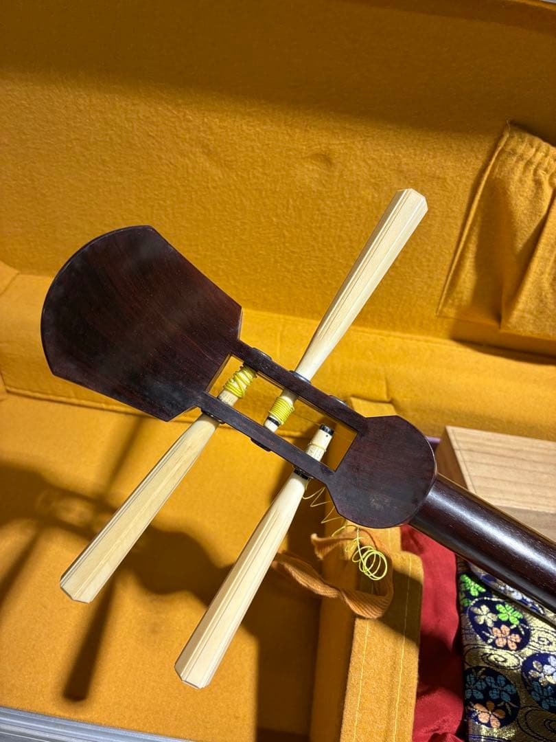 希少最高級 三味線 セット K18 18金 金細 綾杉胴 バチ 撥 糸巻 駒