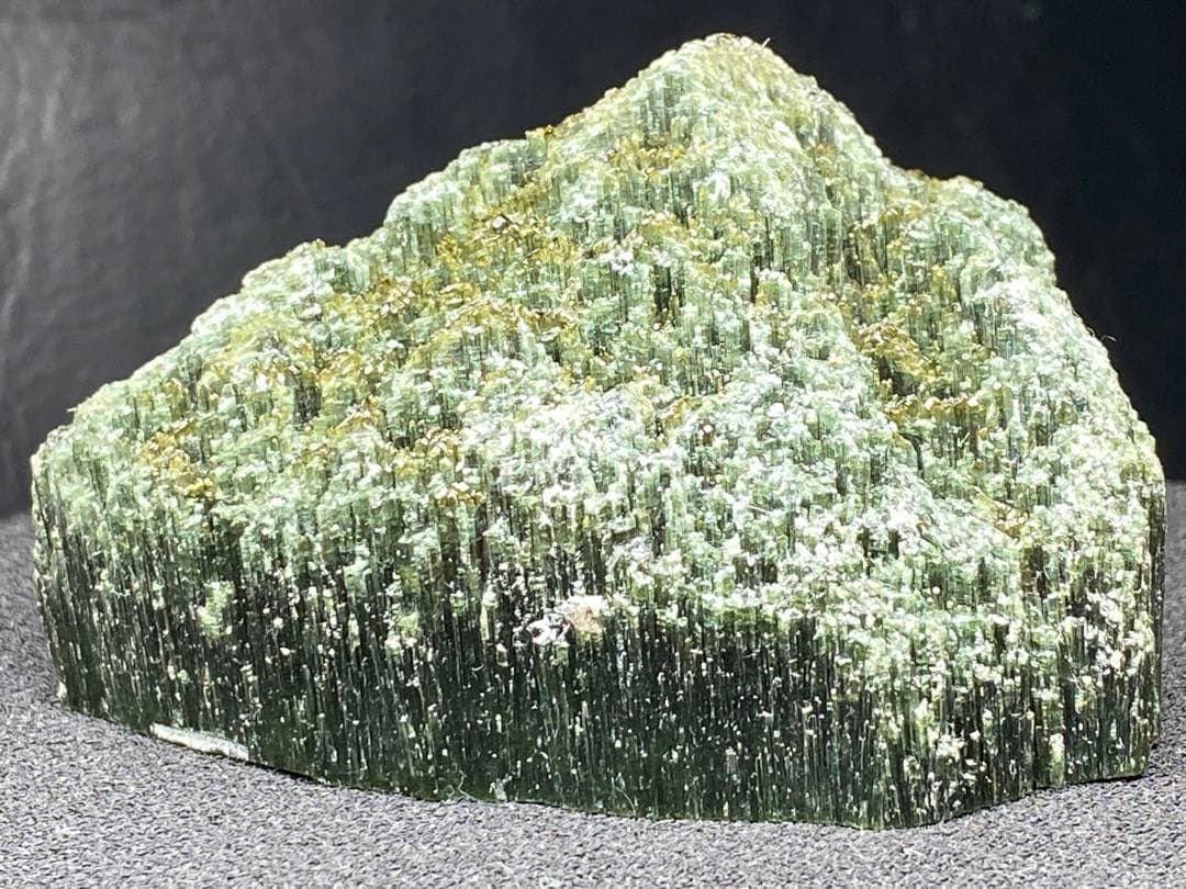 グリーン　トルマリン　186g