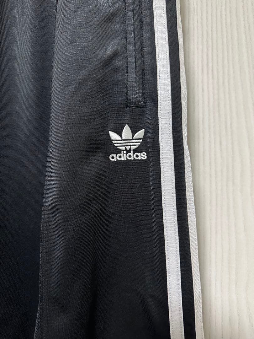adidas 黒 ジャージパンツ Lサイズ ワイド