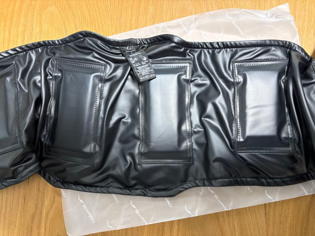 SIXPAD トレーニングウェア 加圧