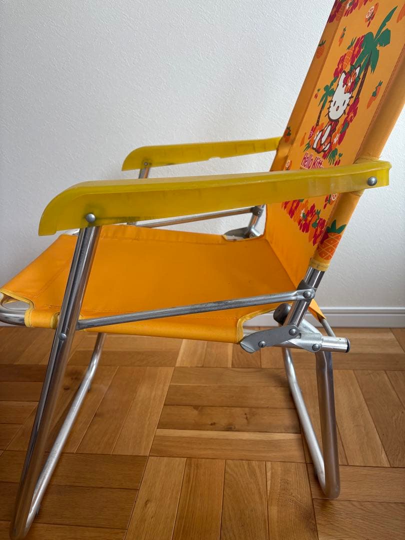 2002年　ハローキティ　アウトドアチェア　イス