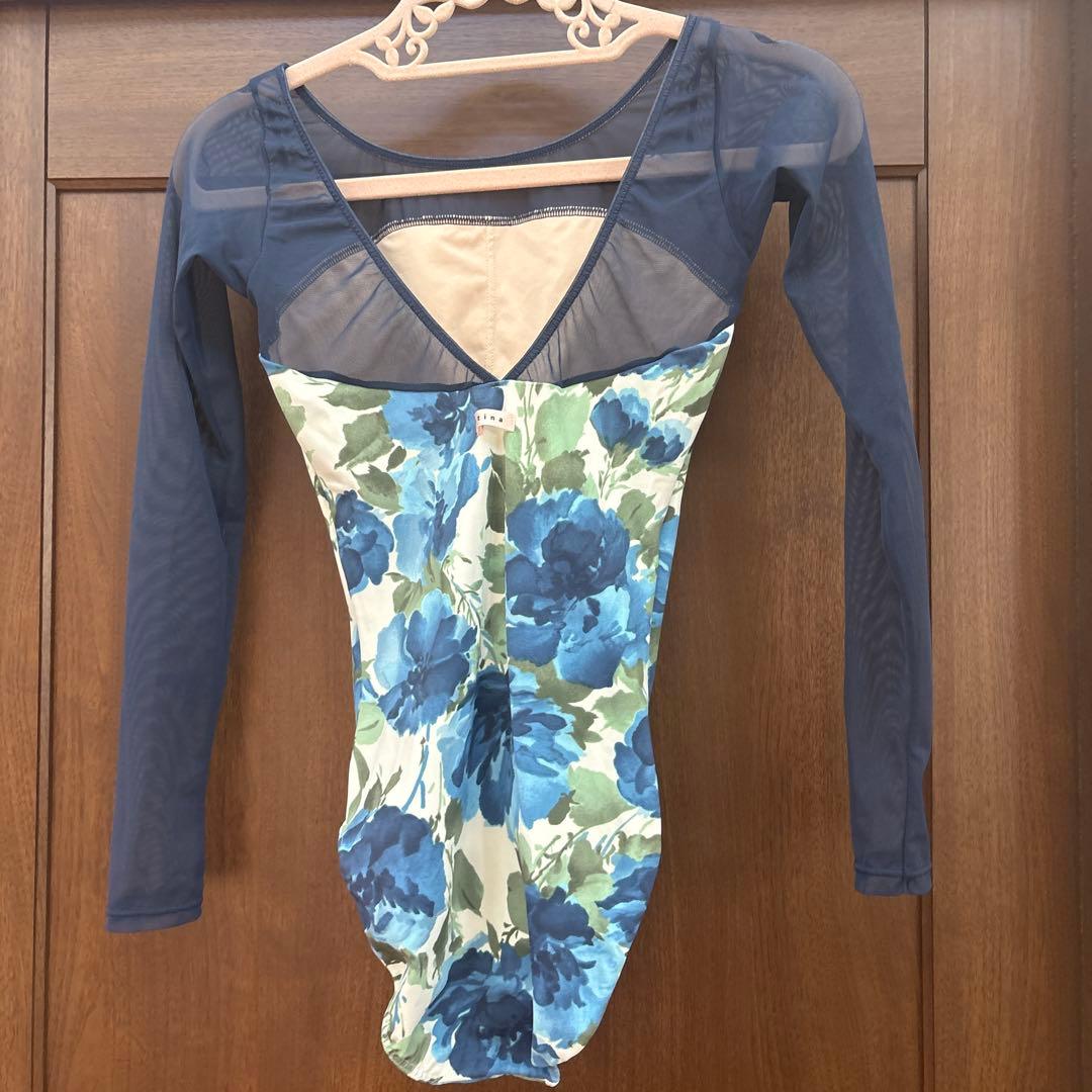 stina 青色花柄 長袖レオタード