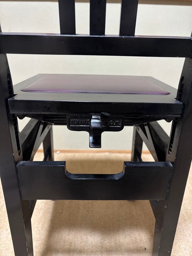 ヤマハピアノ椅子　トムソン椅子　値下げしました！　今週末まで！