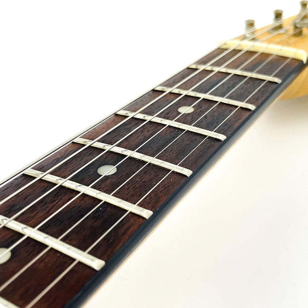 michael アンプ内蔵 ミニエレキギター スピーカー搭載【整備品】