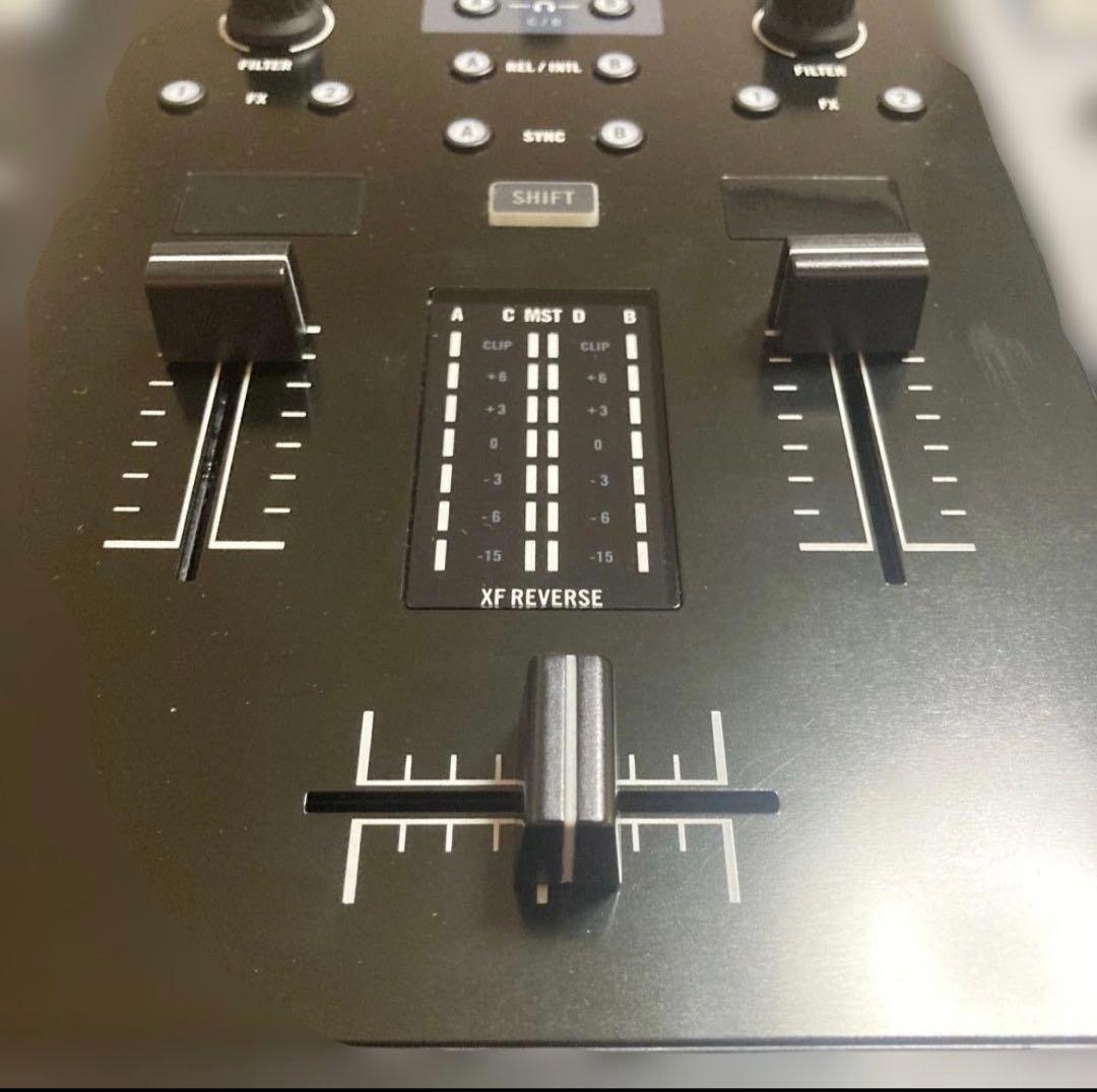 美品！TRAKTOR KONTROL Z2 DJミキサー