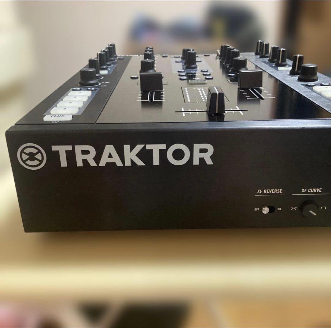 美品！TRAKTOR KONTROL Z2 DJミキサー