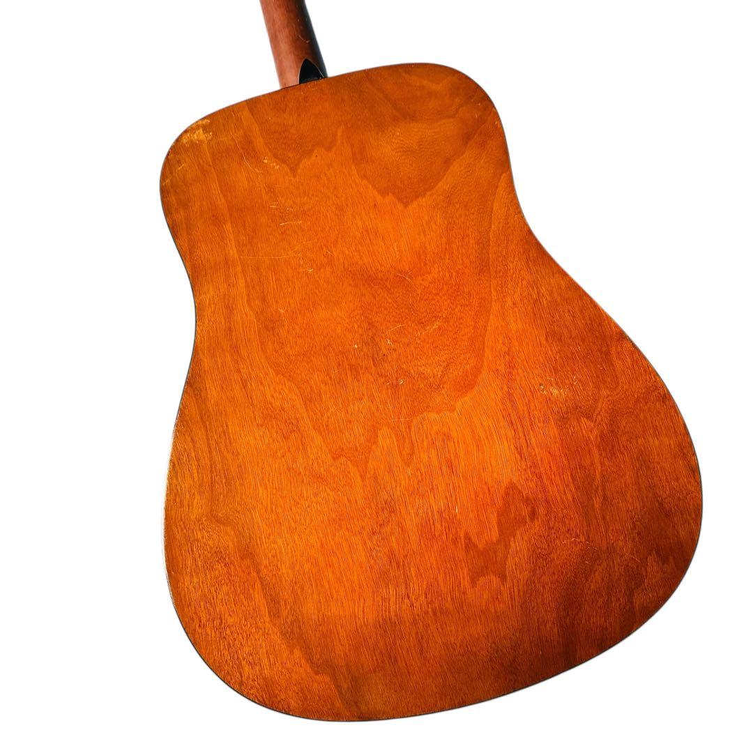 O BONG アコースティックギター　手製