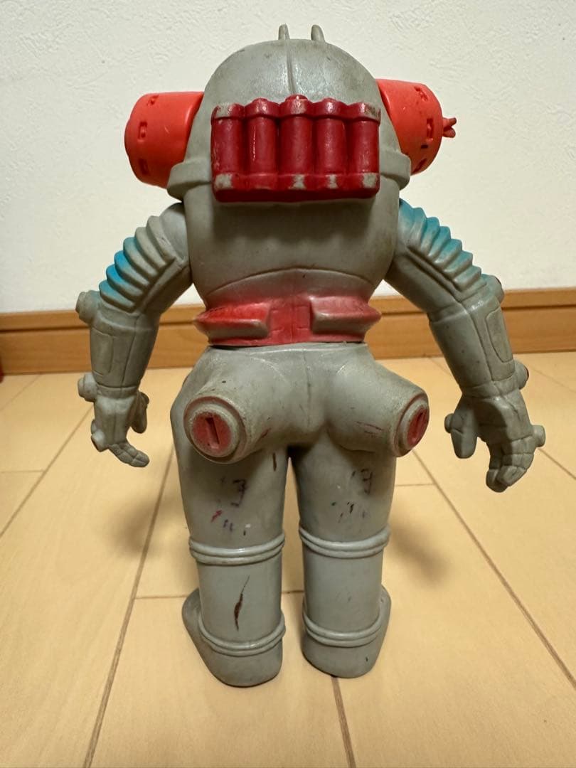 カ*ミ様 売り切り！マルサン ブルマァク移行期 ソフビ キングジョー　補修なし