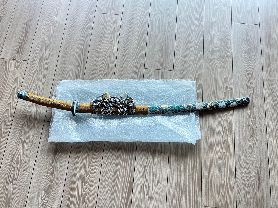 模造刀/鑑賞用　錦包糸巻太刀拵 小烏丸