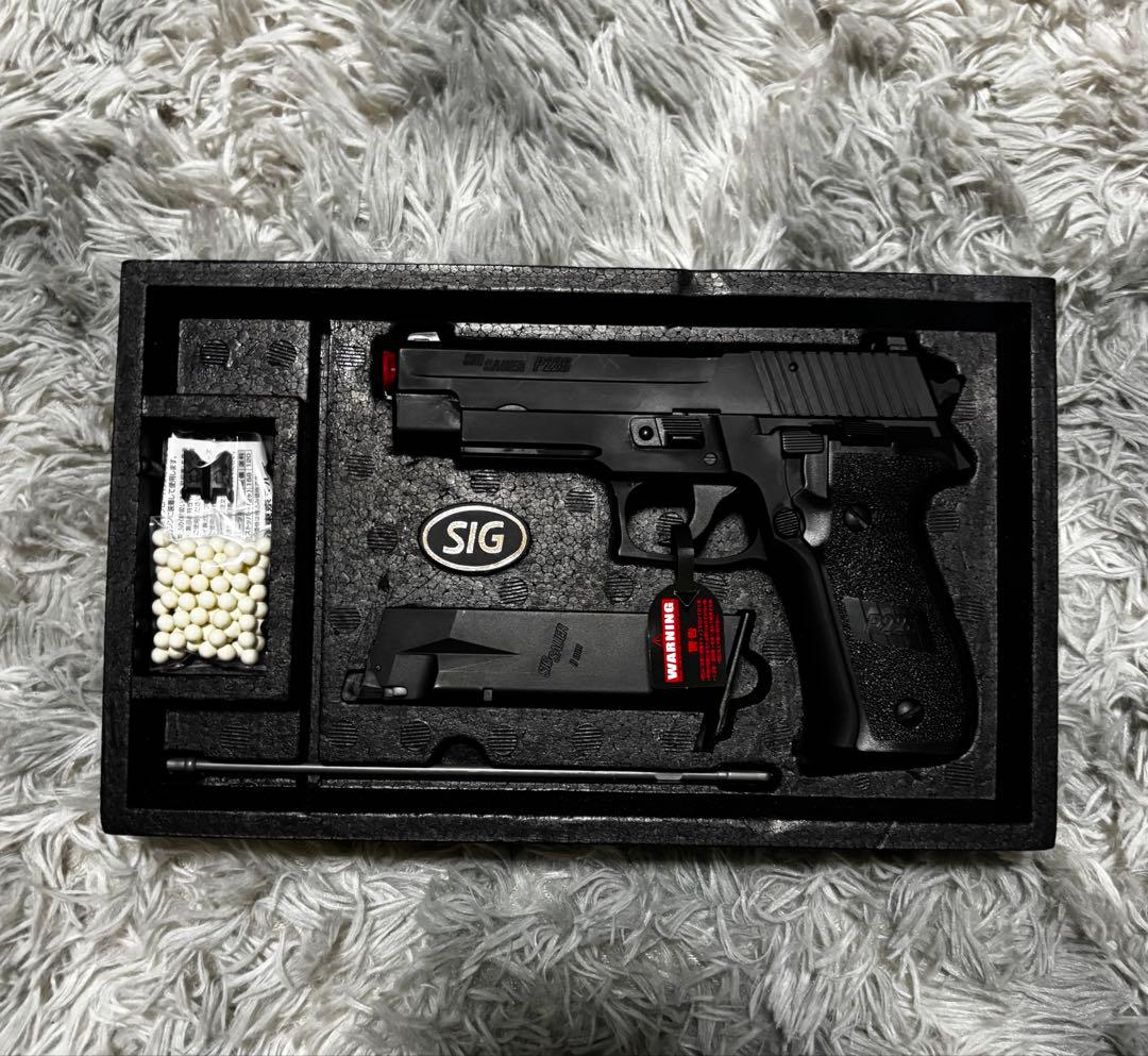 SIG SAUER P226 ハンドガン+ホルスター付