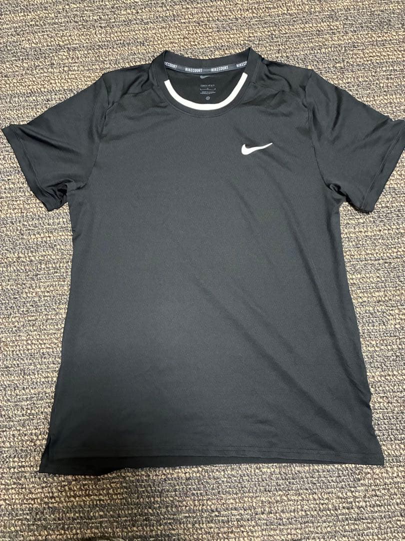 NIKEウェア2枚セット ブラック ホワイト