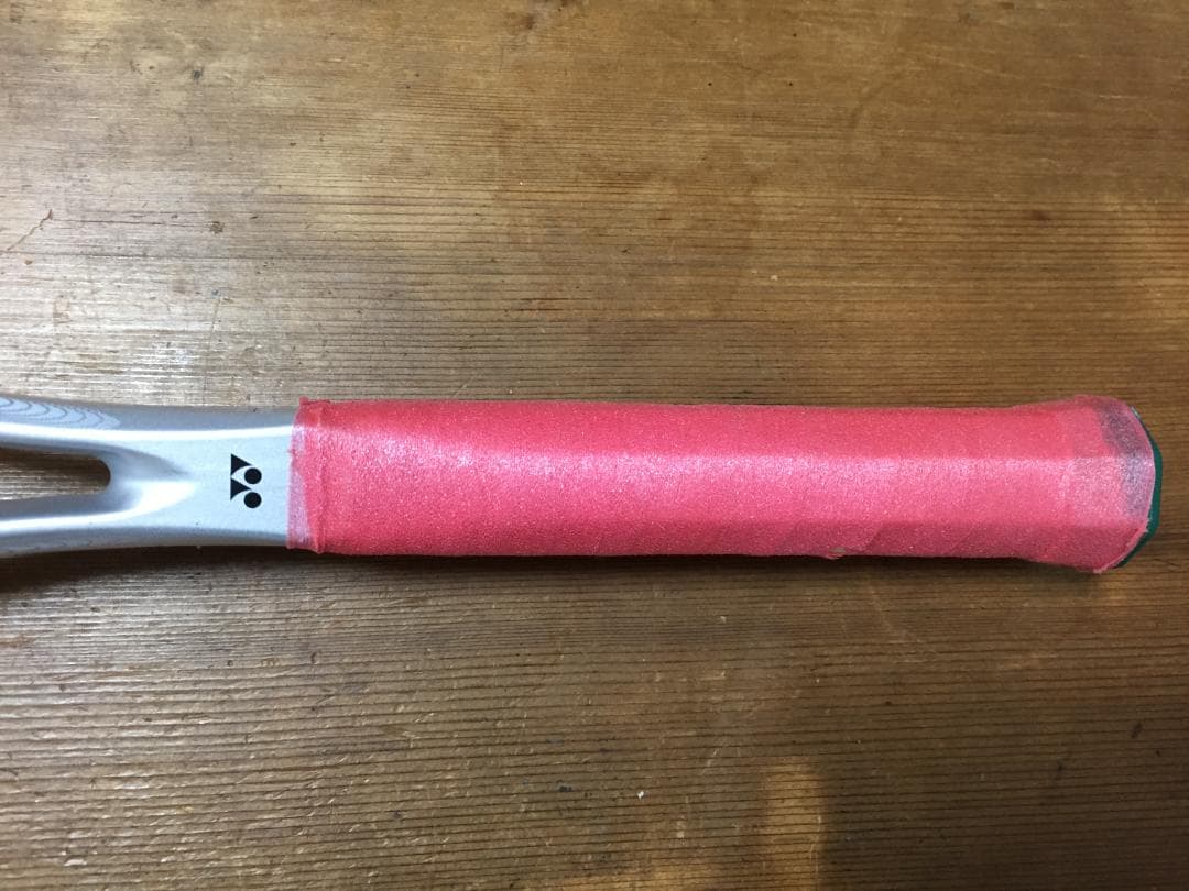 名器 美品　YONEX　NANOFORCE　8V　REV　傷わずか