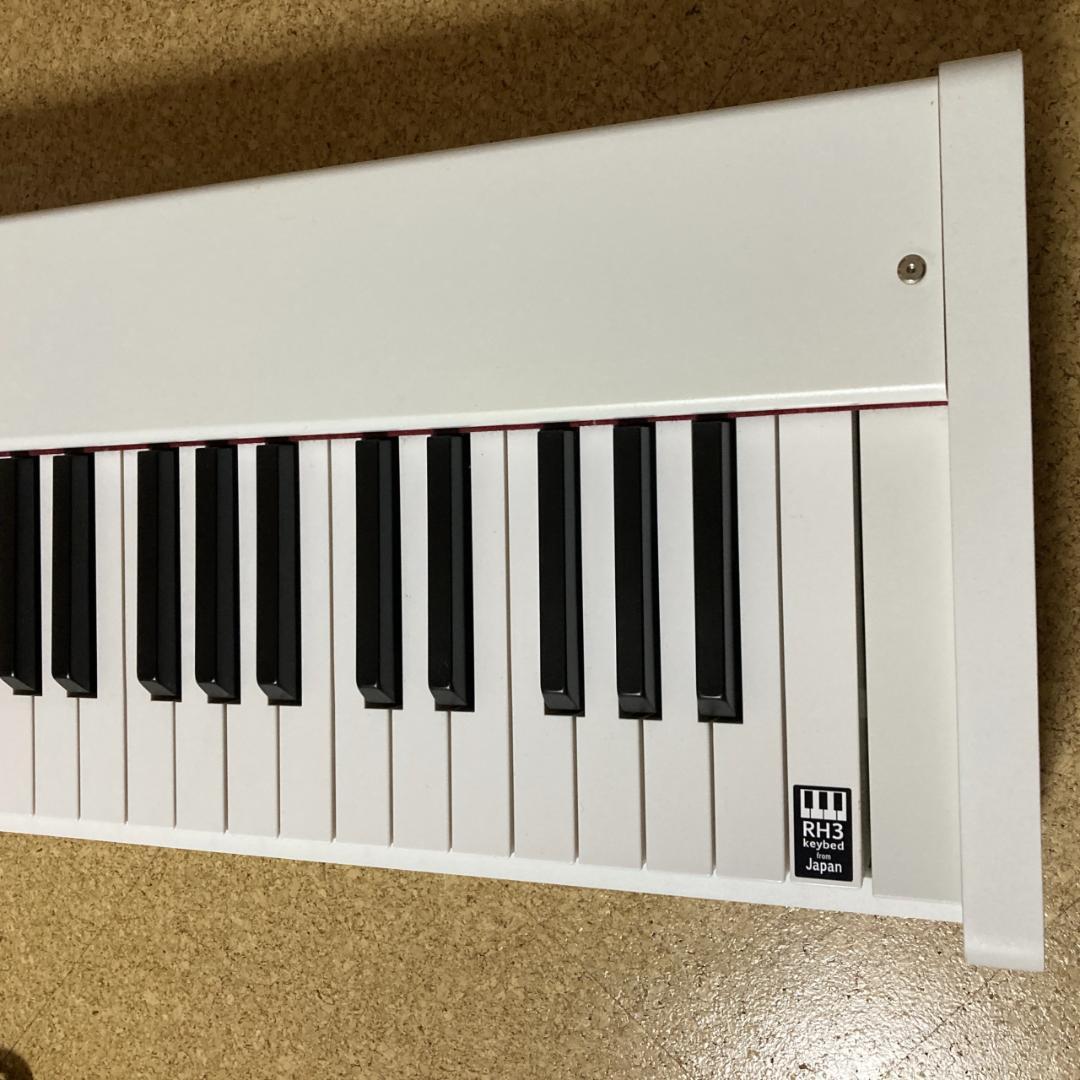 【美品】KORG D1 88鍵盤 電子ピアノ 白 ホワイト コルグ