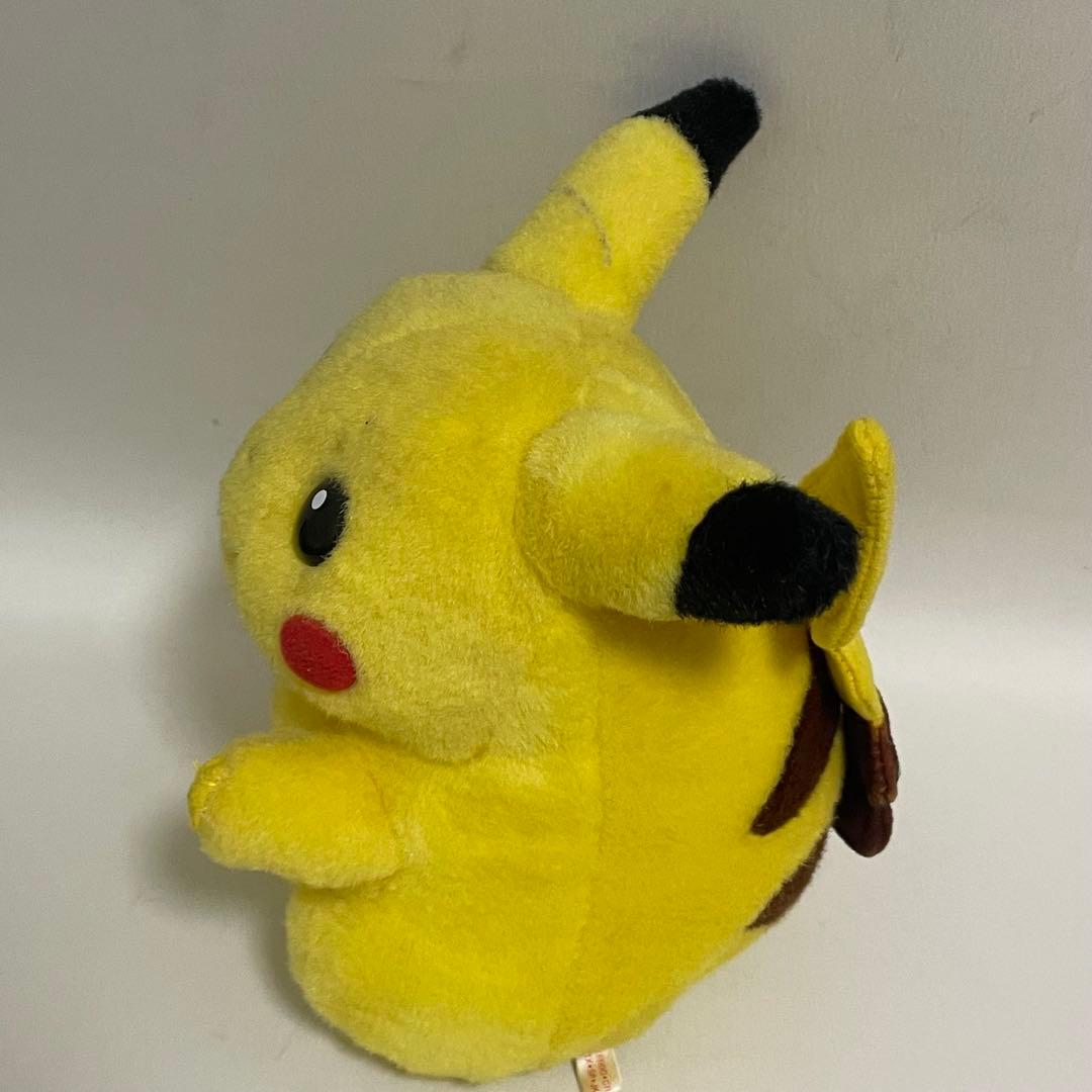 TOMY おしゃべりピカチュウ　ぬいぐるみ