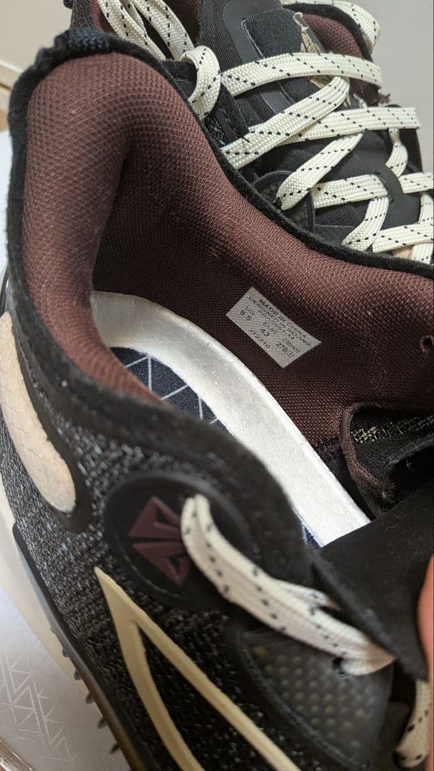 JIMMY BUTLER 1 バスケットボールシューズ 9.5