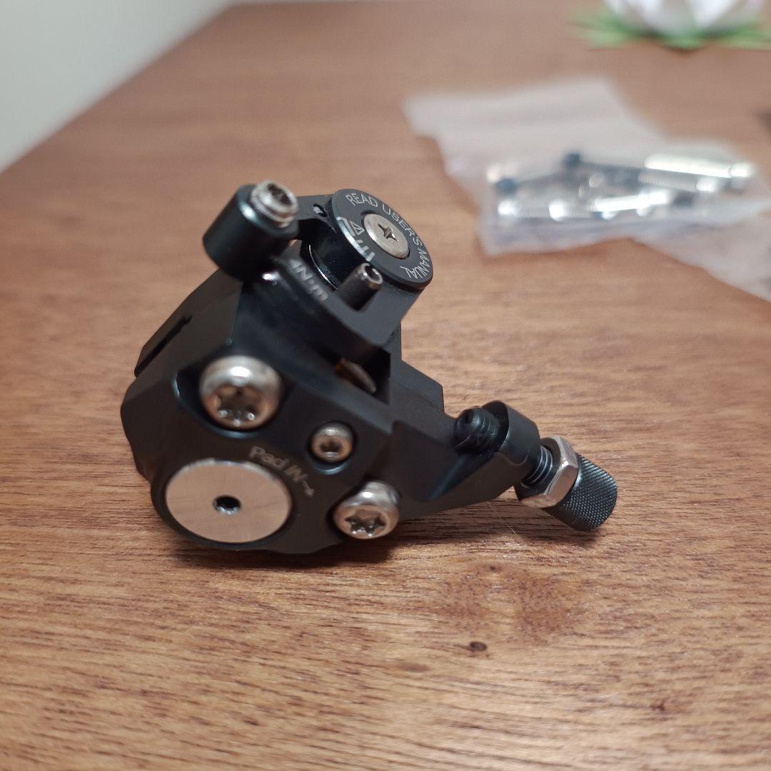 グロータック EQUAL 機械式ディスクブレーキ 黒 フラットマウント