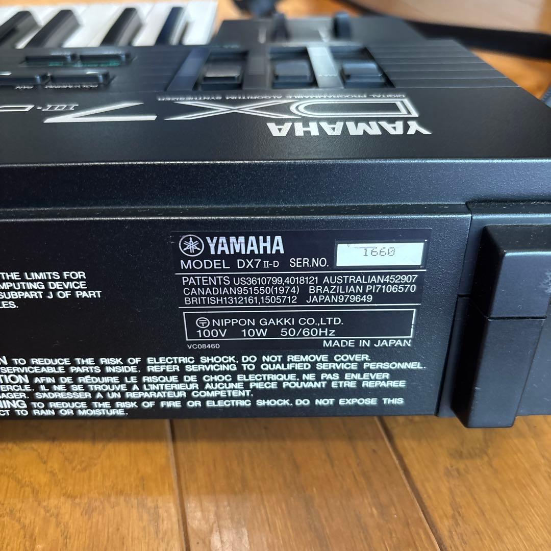YAMAHA ヤマハ DX7 II D シンセサイザー ROM付 ケース付