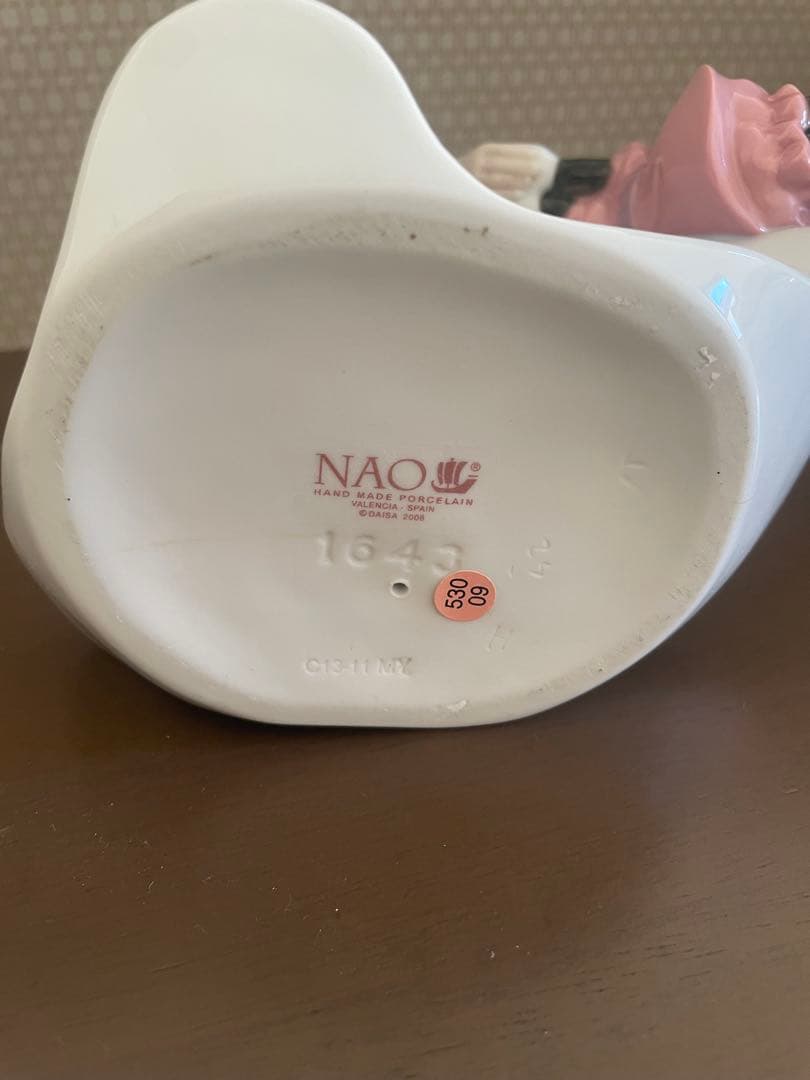 美品　陶器置き物　NAO × ディズニー ミニーの親友