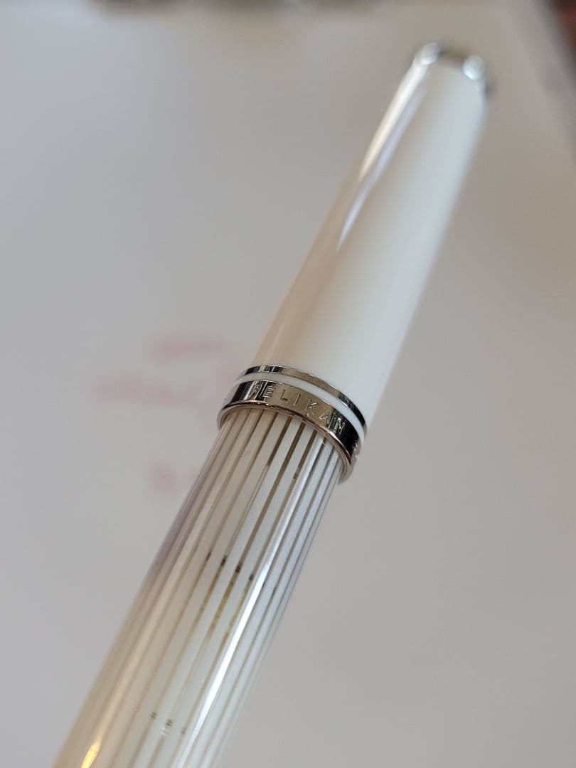 ペリカン 万年筆スーベレーン M605 ホワイトストライプ F 美品 used